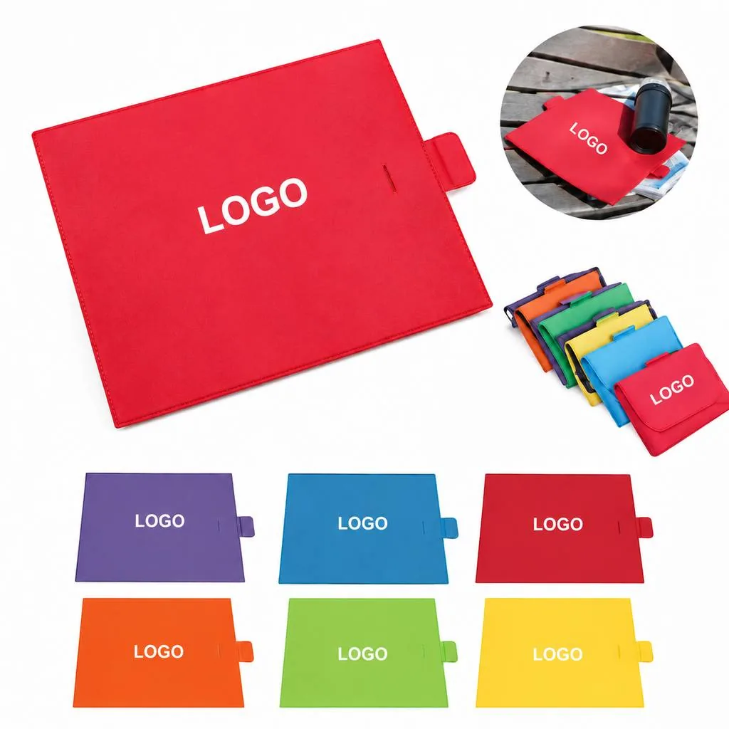 Foldable Waterproof Oxford Picnic Mat for Outdoor Seating