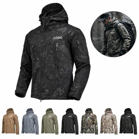 Camouflage Insulated Two-Piece Winter Suit for Outdoor Use